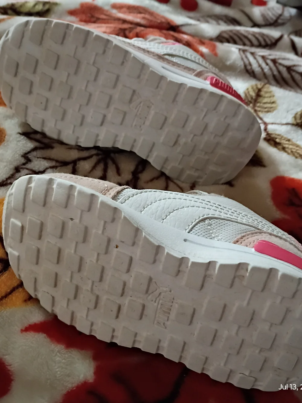 Puma Kids Pink and Gray Low-Top Sneakers